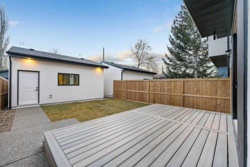 321 18 Avenue Nw, Calgary, AB - Outdoor With Deck Patio Veranda With Exterior