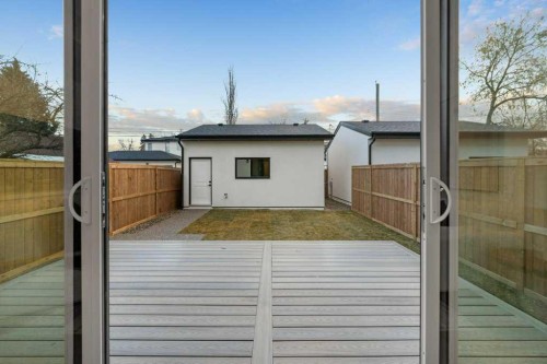 321 18 Avenue Nw, Calgary, AB - Outdoor With Exterior