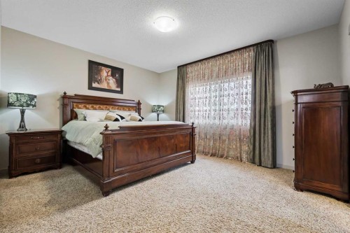 20 Walden View Se, Calgary, AB - Indoor Photo Showing Bedroom