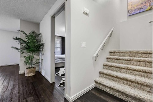 20 Walden View Se, Calgary, AB - Indoor Photo Showing Other Room