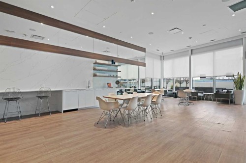 4104-530 3Rd Street Se, Calgary, AB - Indoor Photo Showing Dining Room