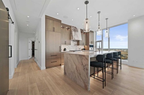 4104-530 3Rd Street Se, Calgary, AB - Indoor Photo Showing Kitchen With Upgraded Kitchen