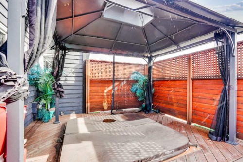 20 Bermuda Road Nw, Calgary, AB -  With Exterior