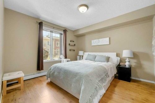 8107-70 Panamount Drive Nw, Calgary, AB - Indoor Photo Showing Bedroom