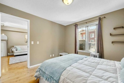 8107-70 Panamount Drive Nw, Calgary, AB - Indoor Photo Showing Bedroom