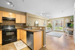 8107-70 Panamount Drive NW Calgary, AB T3K 6L7