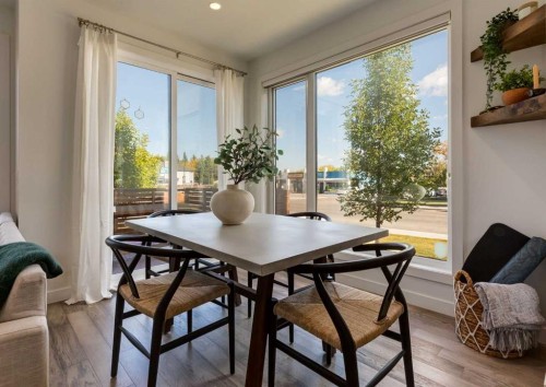 4905 16 Street Sw, Calgary, AB - Indoor Photo Showing Dining Room