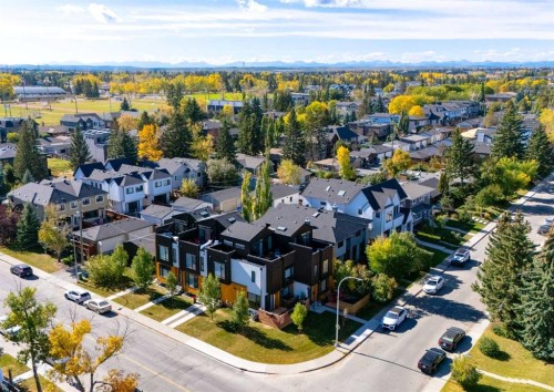 4905 16 Street Sw, Calgary, AB - Outdoor With View