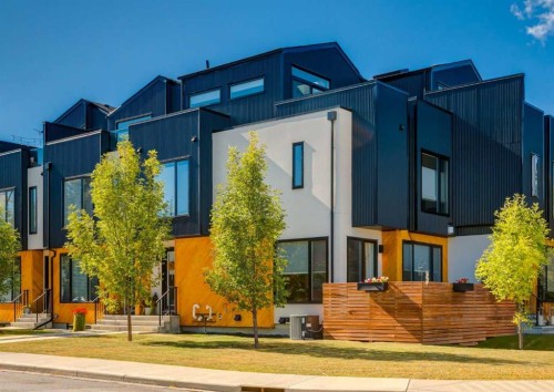 4905 16 Street Sw, Calgary, AB - Outdoor