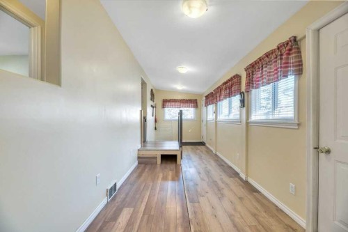 56-134 Village Way, Strathmore, AB 