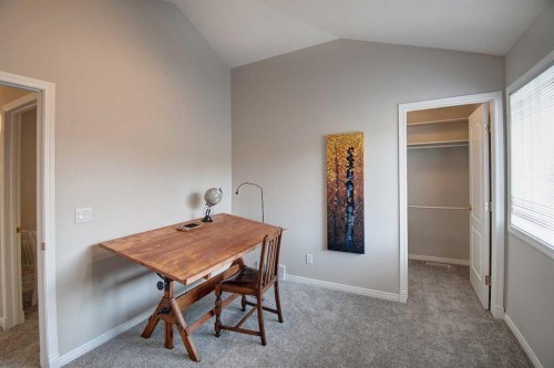 923 5 Street Nw, Calgary, AB - Indoor