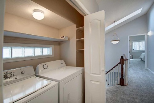 923 5 Street Nw, Calgary, AB - Indoor Photo Showing Laundry Room