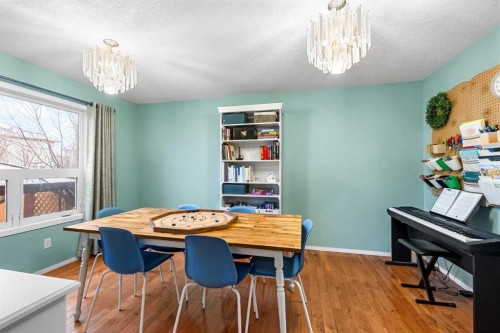 62 Canoe Circle Sw, Airdrie, AB - Indoor Photo Showing Other Room