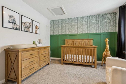 103 Saddlebred Link, Cochrane, AB - Indoor Photo Showing Bedroom