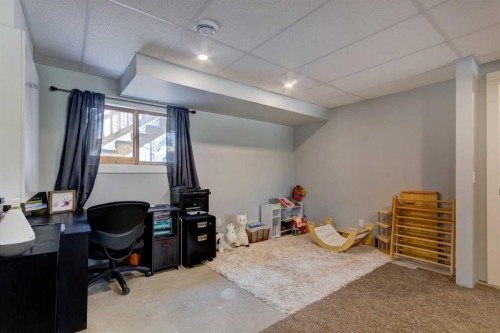 105 Maplewood Drive, Strathmore, AB - Indoor Photo Showing Other Room