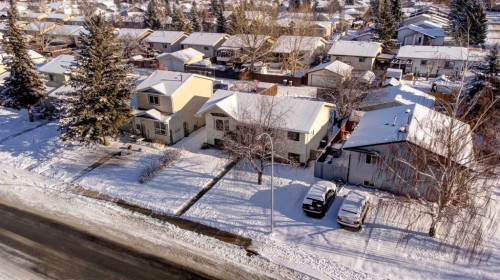 105 Maplewood Drive, Strathmore, AB - Outdoor