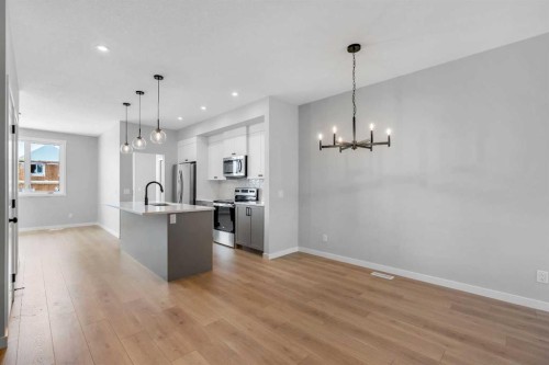 1277 Creekview Drive Sw, Calgary, AB - Indoor Photo Showing Kitchen With Upgraded Kitchen