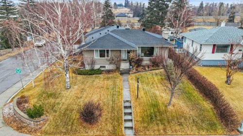 3204 24A Street Sw, Calgary, AB - Outdoor