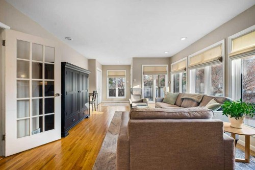 3204 24A Street Sw, Calgary, AB - Indoor