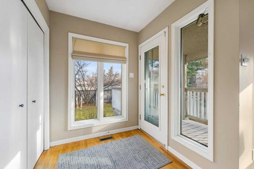 3204 24A Street Sw, Calgary, AB - Indoor Photo Showing Other Room