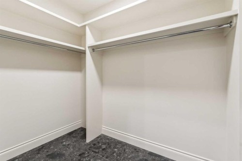 3708 8 Avenue Nw, Calgary, AB - Indoor