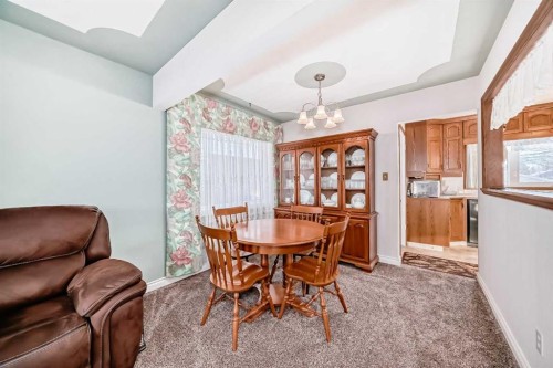 2119 Mackid Crescent Ne, Calgary, AB - Indoor Photo Showing Dining Room