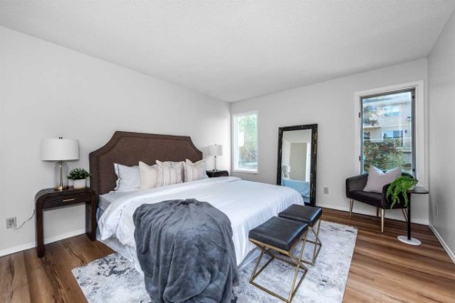 47 Hawkstone Drive Nw, Calgary, AB - Indoor Photo Showing Bedroom