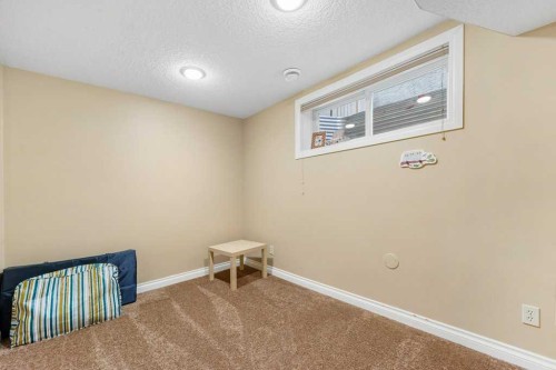 178 Cranwell Close Se, Calgary, AB - Indoor Photo Showing Other Room