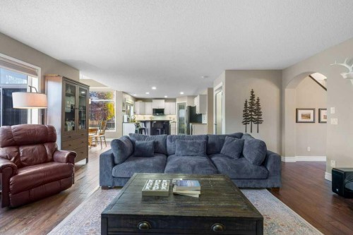 178 Cranwell Close Se, Calgary, AB - Indoor Photo Showing Living Room