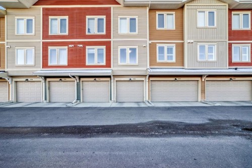 172 Auburn Meadows Walk Se, Calgary, AB - Outdoor With Facade