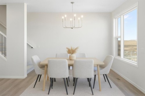 136 Lucas Gardens Nw, Calgary, AB - Indoor Photo Showing Dining Room
