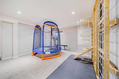 30 Chapalina Park Crescent Se, Calgary, AB - Indoor