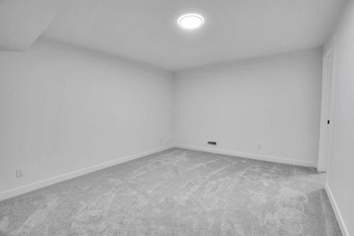 4 Skyview Springs Crescent Ne, Calgary, AB - Indoor Photo Showing Other Room