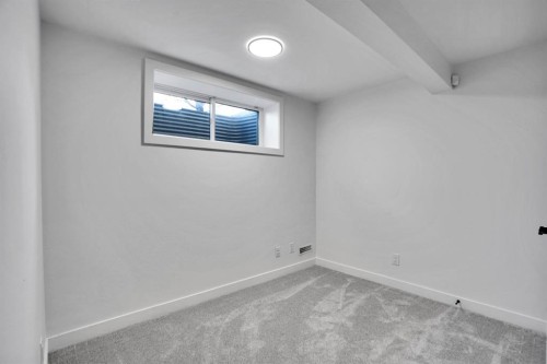 4 Skyview Springs Crescent Ne, Calgary, AB - Indoor Photo Showing Other Room