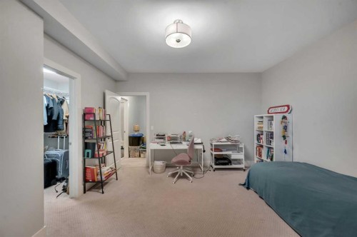 1708 23 Avenue Nw, Calgary, AB - Indoor