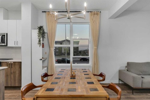 28 Redstone Boulevard Ne, Calgary, AB - Indoor