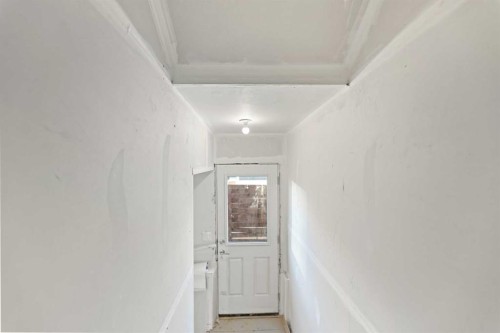 7 Homestead Circle Ne, Calgary, AB - Indoor Photo Showing Other Room