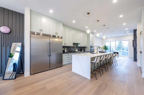 3016 13 Avenue Sw, Calgary, AB - Indoor Photo Showing Kitchen With Upgraded Kitchen