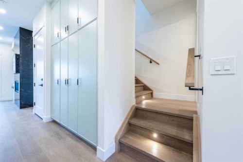 3016 13 Avenue Sw, Calgary, AB - Indoor Photo Showing Other Room