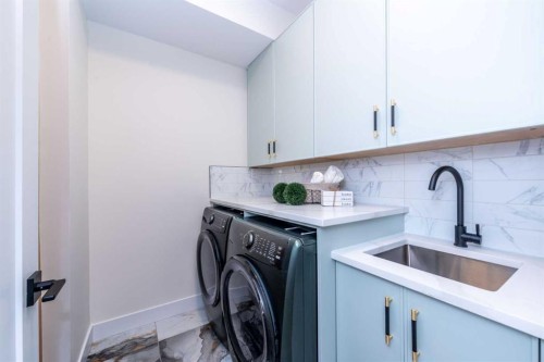 3016 13 Avenue Sw, Calgary, AB - Indoor Photo Showing Laundry Room