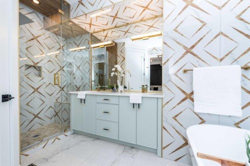 3016 13 Avenue Sw, Calgary, AB - Indoor