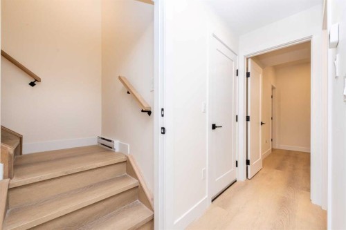 3016 13 Avenue Sw, Calgary, AB - Indoor Photo Showing Other Room