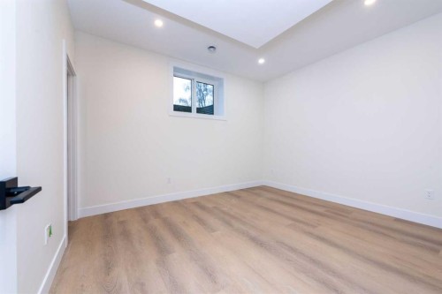3016 13 Avenue Sw, Calgary, AB - Indoor Photo Showing Other Room