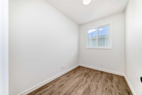 191 Perch Bend, Rural Rocky View County, AB - Indoor Photo Showing Other Room