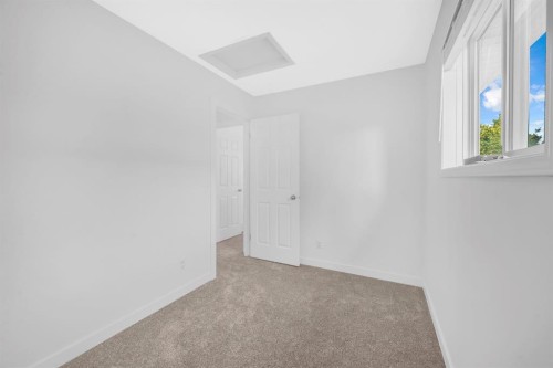 16218 Shawbrooke Road Sw, Calgary, AB - Indoor Photo Showing Other Room