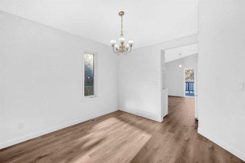 16218 Shawbrooke Road Sw, Calgary, AB - Indoor Photo Showing Other Room