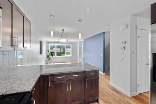 346 Covecreek Circle Ne, Calgary, AB - Indoor Photo Showing Kitchen