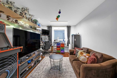 60 Tuscarora Way Nw, Calgary, AB - Indoor Photo Showing Other Room