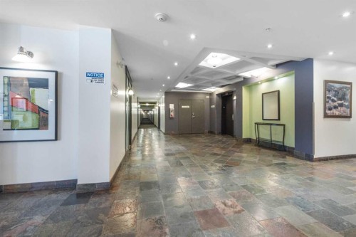 2305-5605 Henwood Street Sw, Calgary, AB - Indoor Photo Showing Other Room