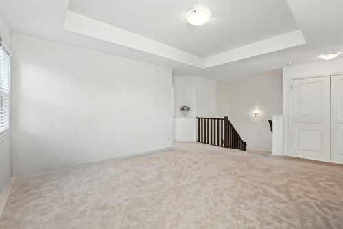 57 Evansglen Mews Nw, Calgary, AB - Indoor Photo Showing Other Room